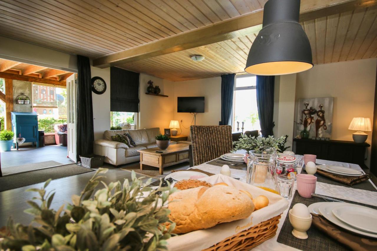 Gasthoeve-De-Drie-Eiken Oploo Esterno foto