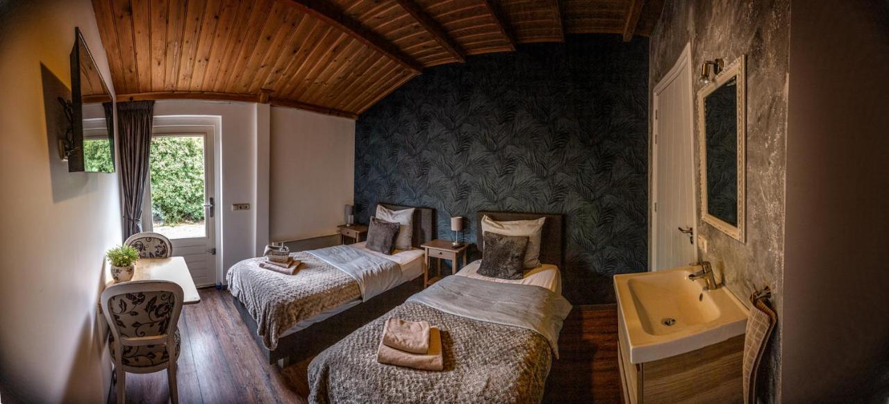 Gasthoeve-De-Drie-Eiken Oploo Esterno foto